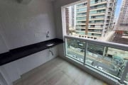 Apartamento com 2 quartos, sendo 1 suíte no Caiçara em Praia Grande/SP