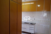 Vende apartamento com 65m² em Moema.