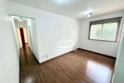 Vende apartamento de 52m², com 2 dormitórios, 2 banheiros, 1 vaga, ótima localização