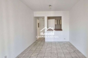 Vende apartamento de 75m², com 3 quartos, sendo 1 suíte e 2 vagas, na Vila Suzana.