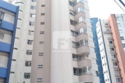 Apartamento 3 dormitórios no Centro - Beira Mar