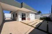 Casa com 3 dormitórios com piscina em Itanhaem