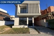 Casa com 3 suítes em condomínio fechado à venda, 141 m² por R$ 929.000 - Santa Cândida - Curitiba/PR