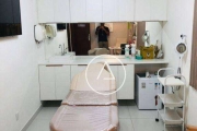 Sala para alugar, 10 m² por R$ 2.400,00/mês - Cavaleiros - Macaé/RJ