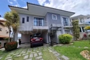 Casa Duplex de 4 quartos, com 275m², à venda em Piratininga, Niterói/RJ