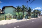 Casa em Village com 2 Suítes, 107m² por R$ 580.000 - Maitinga - Bertioga/SP