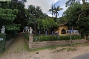 Casa à venda na Avenida Coronel Marcos, 880, Pedra Redonda, Porto Alegre