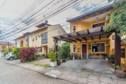 Casa em condomínio fechado com 2 quartos à venda na Avenida Edgar Pires de Castro, 1286, Hípica, Porto Alegre