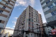 3 Quartos, Suíte ,Elevador e 1 vaga,  venda por R$ 330.000 ou aluguel por R$ 1.880/mês - Centro - Juiz de Fora/MG