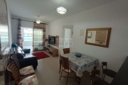 Apartamento com 2 sendo 1 suíte, 2 banheiros, 2 vagas, com varanda e vista para o mar.  Mongaguá