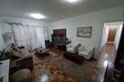 Apartamento Frente Mar de 200m2 - 3 dormitórios - 1 suíte, 1 vaga demarcada grande na Ponta da Praia