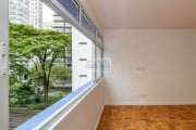 Apartamento reformado nos Jardins.