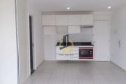 Apartamento à venda no Condomínio Joy Cambuci II - 35m² - 1 dormitório - cozinha com armários - cooktop - varanda envidraçada - no Cambuci