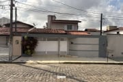 Casa de 3 Quartos em Condomínio Fechado no Monte Belo, Antares | Aluguel R$7.000,00