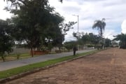 Terreno plano em condomínio estruturado com boa vizinhança em ótimo local!