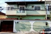 CASA DUPLEX EM CONDOMÍNIO FECHADO NA FREGUESIA