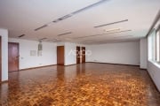 Sala Comercial de 301 m² para alugar no Centro de Curitiba – Espaçosa, Reformada e Bem Localizada | Ref 405