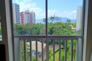 Apartamento amplo e arejado, com vista maravilhosa !!!