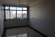 APARTAMENTO PARA VENDA COM DOIS DORMITÓRIOS - NO CENTRO