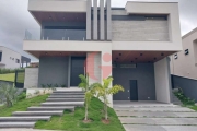 Casa a venda no Alphaville II com 4 quartos e 4 vagas de garagem com 440m²