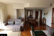 Apartamento de 4 Dorm. 192m²  no Centro