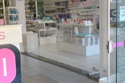 LOJA DE COSMÉTICOS 700m2  COM DEPOSITO