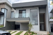 FANTÁSTICA CASA A VENDA NO COND. RESERVA ERMIDA 2, 3 SUÍTES, ÁREA DE LAZER C/ CHURRASQUEIRA, PISCINA E SPA, AMBIENTES INTEGRADOS E 4 VAGAS DE GARAGEM.