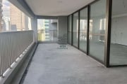 Apartamento para venda tem 280 m² com 4 quartos em Moema - São Paulo - SP