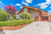 Imperdível Casa à Venda em Porto Alegre-RS, Bairro Cavalhada - 5 Quartos, 3 Banheiros, 5 Vagas de Garagem - 131,00m² de Área