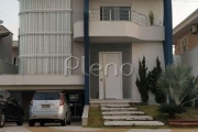 Sobrado à venda em Paulínia, Parque Brasil 500, com 3 suítes, com 440 m², Residencial Villa Lobos