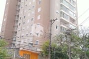 Apartamento à venda, com 48m² 2 Dorm. com piso laminado, cozinha planejada, sacada envidraçada, and