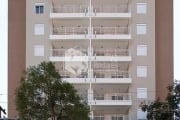 APARTAMENTO À VENDA, COM 53M² SUÍTE, PLANEJADOS NOS QUARTOS E COZINHA, SACADA ENVIDRAÇADA, 1 VG E L