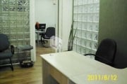 Sala Comercial à venda , 70m² com 3 salas e recepção, 2 vagas, excelente oportunidade Vila Olímpia,