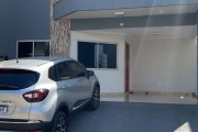 Vendo Casa  em Condomínio Fechado