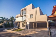 Casa Triplex com Vista Incrível, 3 Suítes, 4 Vagas à Venda - Xaxim - R$3.500.000,00