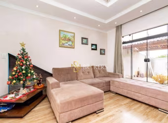 Sobrado com 5 dormitórios à venda, 252 m² por R$ 890.000,00 - Sítio Cercado - Curitiba/PR