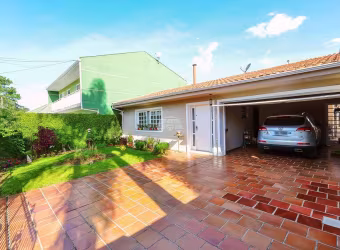 Casa com 3 quartos à venda na Rua Ilda Cheraiber Manaszczuk, 395, Santa Cândida, Curitiba, 342 m2 por R$ 870.000