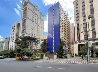 Apartamento com 3 quartos para alugar na Avenida Sete de Setembro, 5236, Batel, Curitiba, 163 m2 por R$ 3.100
