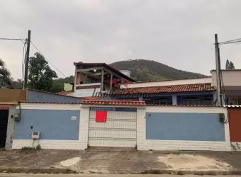 Casa com 3 quartos à venda na Rua Bárbara Heliodora, 61, Jardim Sulacap, Rio de Janeiro, 220 m2 por R$ 639.000