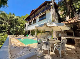 Casa à venda na praia do Éden | Alfa imóveis Guarujá.
