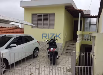 Sobrado no Jardim da Glória com 2 vagas de garagem