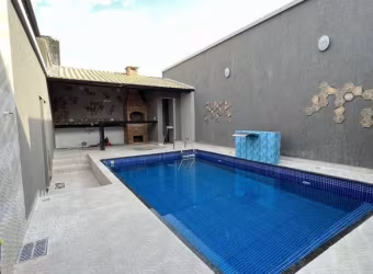 Casa Condomínio com Piscina? Eu tenho!! Financia!! Sobreposta Alta!!