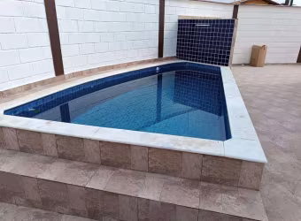 Sobrado à venda em Itanhaém, Jardim das Palmeiras, com 1 suíte, com 67.18 m²
