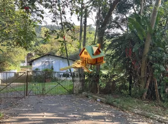 Chácara com 8.664,72 m2  terreno Plano 1 casa + 1 Salão de festas - Jaraguá