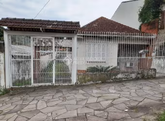 Casa com 4 quartos à venda na Avenida Sergipe, 352, Glória, Porto Alegre, 160 m2 por R$ 320.000