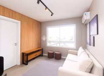 Apartamento com 1 quarto para alugar na Avenida dos Cubanos, 114, Partenon, Porto Alegre, 41 m2 por R$ 3.220