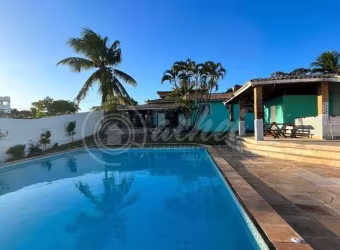 Casa à venda no bairro Jauá em Camaçari/BA