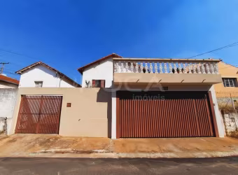 Casa padrão à venda no Jardim São Carlos, São Carlos - 3 dormitórios e ampla área de lazer