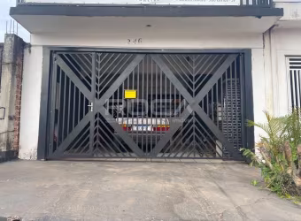Sobrado à venda no Parque Industrial, São Carlos - 3 dormitórios e 2 vagas de garagem!