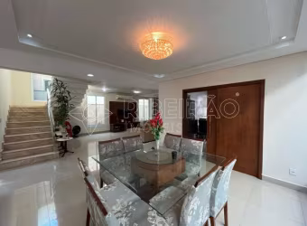 Casa Sobrado com 3 suítes e lazer em condomínio